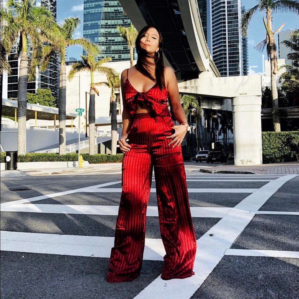Two piece set (Crop top and pants)